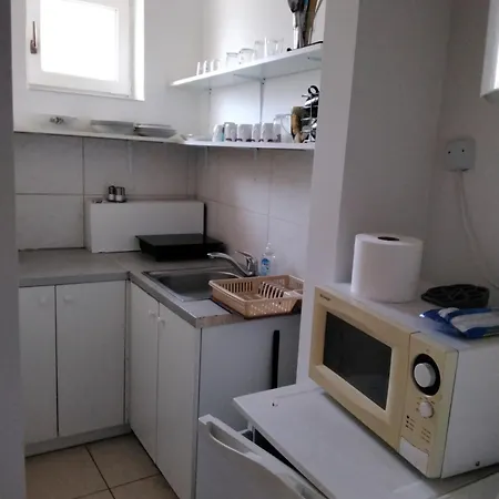 Notas Tuecsoek Vendeghaz Apartament