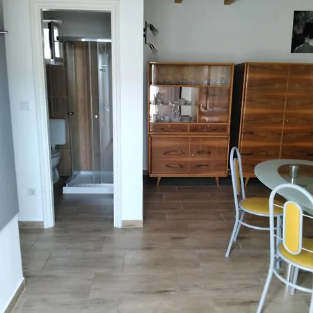 Apartament Notas Tuecsoek Vendeghaz Agyagosszergény